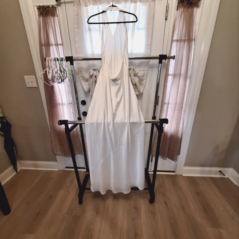 Show Me Your MuMu white gown.    size M